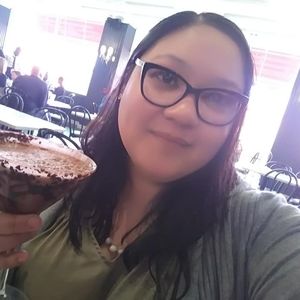 Meet your Posher, Mila